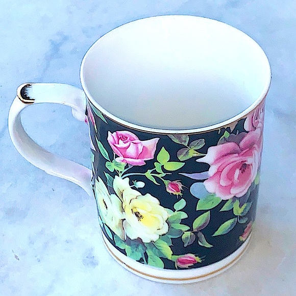 GRACES TEAWARE ROSES COFFEE MUG CUP NEW PORCELAIN - Picture 5 of 6
